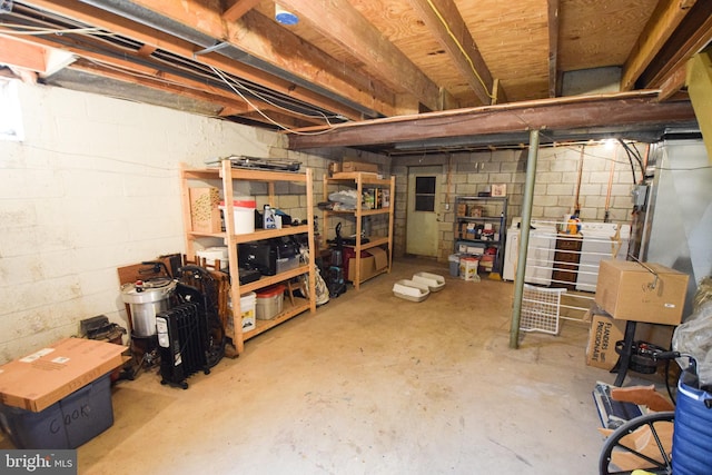 basement featuring washing machine and dryer