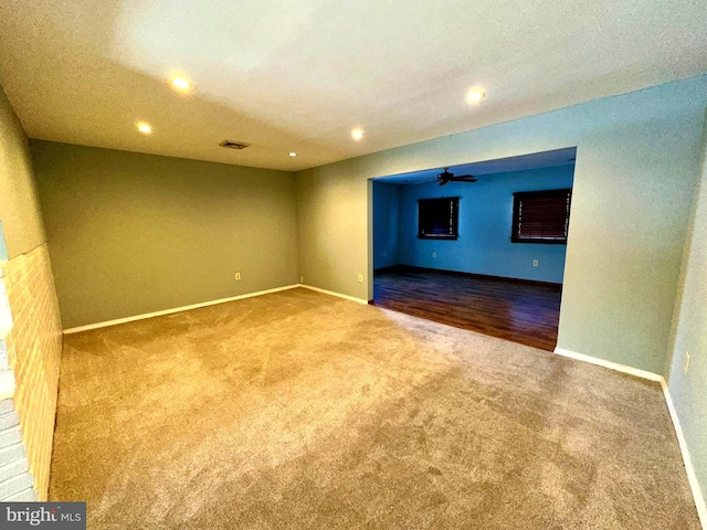 empty room featuring carpet