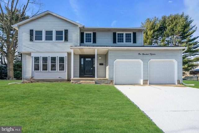 view of front of property with a front lawn