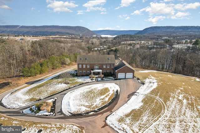 drone / aerial view with a mountain view