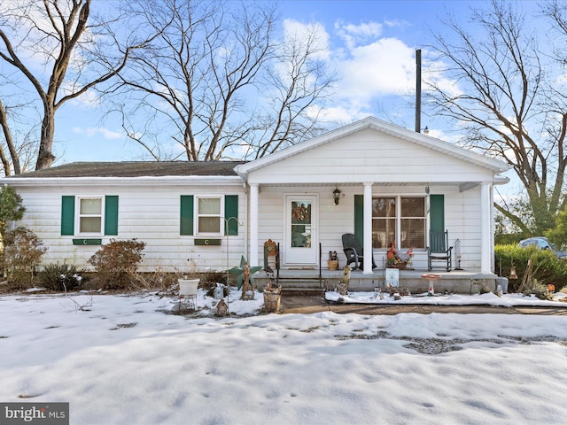 view of front of home featuring a porch