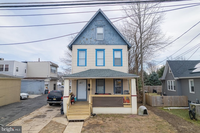 view of front of property with covered porch