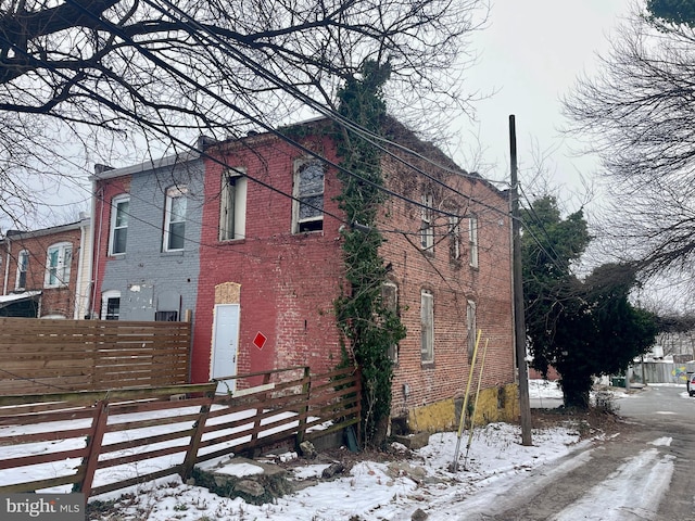 view of front of house