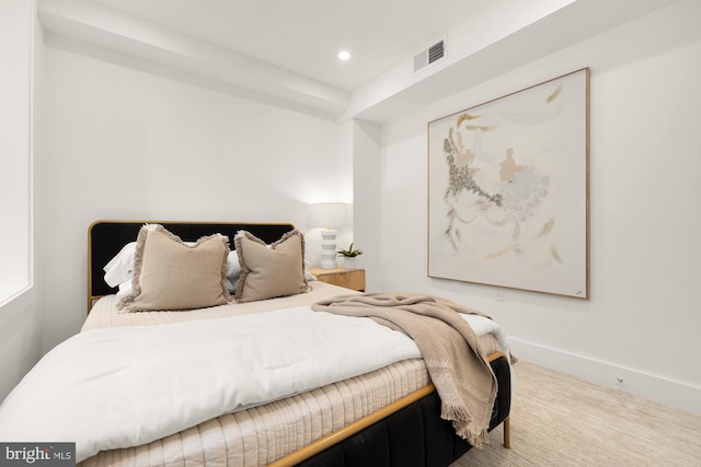 bedroom with carpet flooring