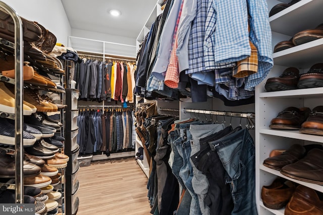 1335 Ashton Rd, Mechanicsburg, PA 17055 - walk in closet featuring wood finished floors