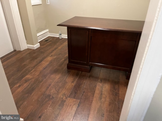 interior details featuring hardwood / wood-style floors