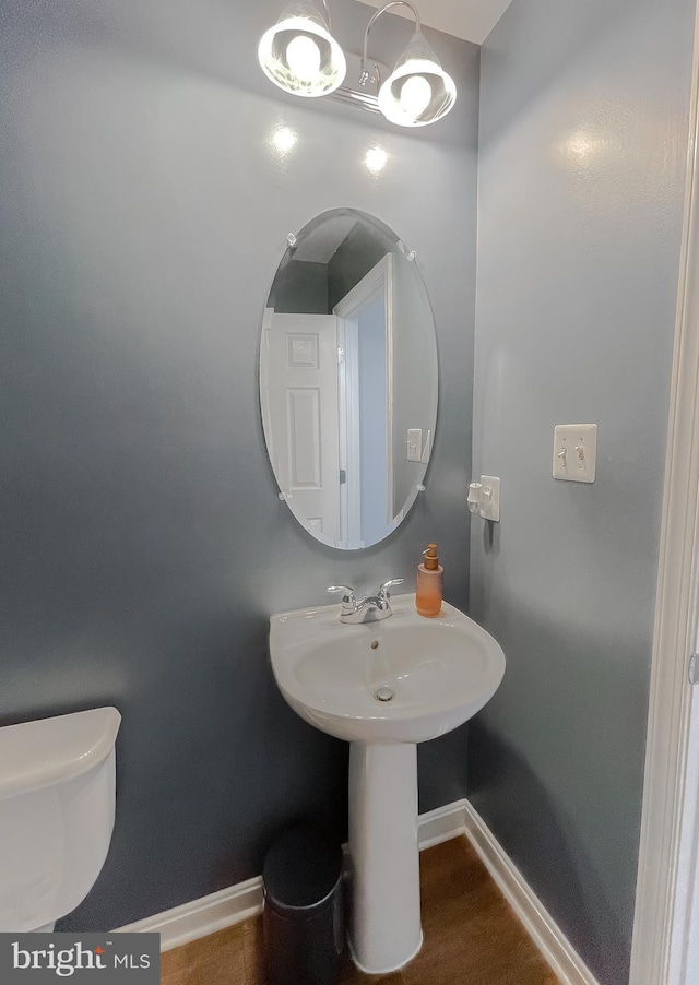 bathroom featuring toilet