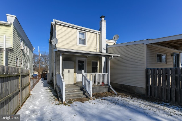 view of front of home with covered porch