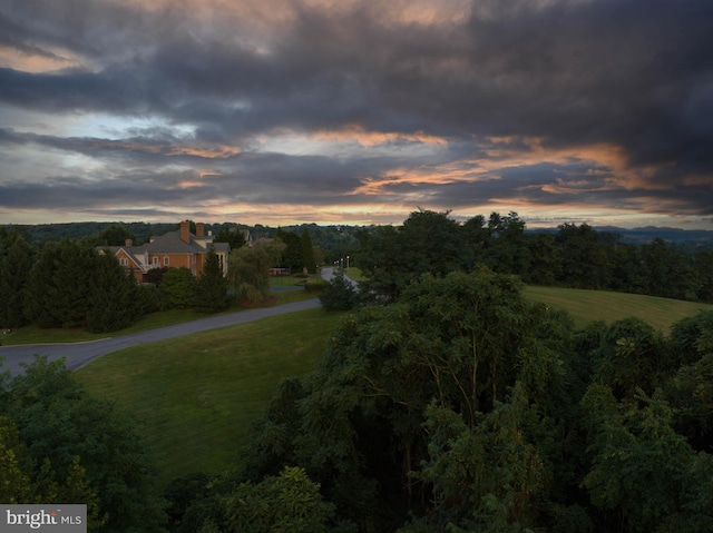 view of aerial view at dusk