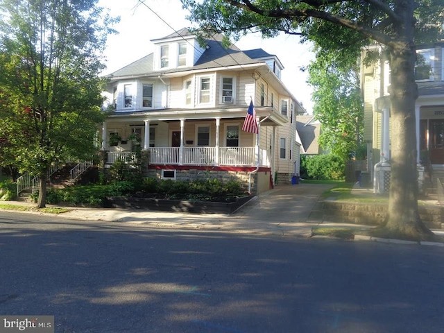 view of front of property with covered porch