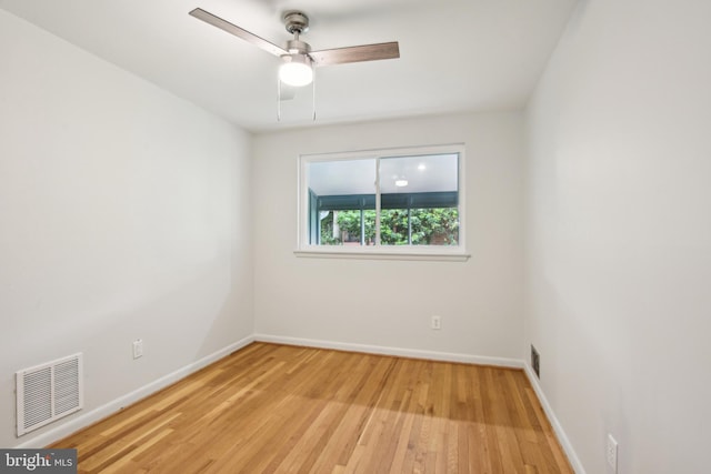 906 N Belgrade Rd, Silver Spring, MD 20902 - spare room featuring light wood-style flooring, baseboards, and a ceiling fan