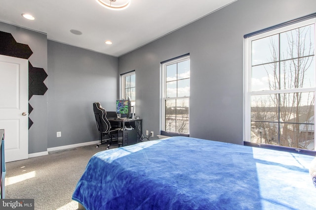 bedroom featuring carpet floors