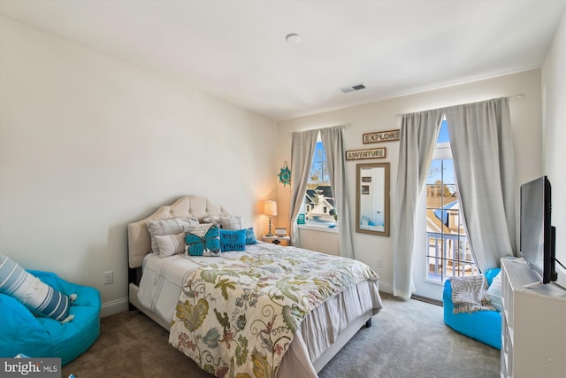 view of carpeted bedroom