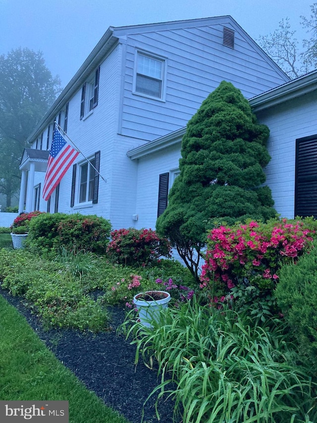 view of home's exterior