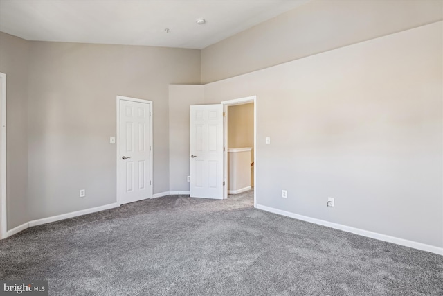 unfurnished room with carpet