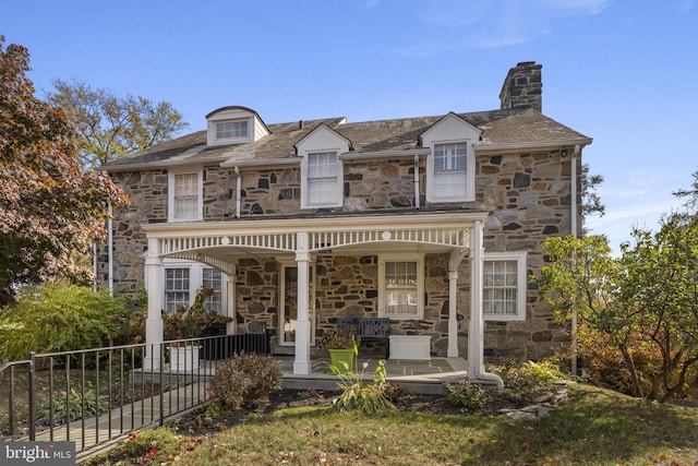 view of front of house with a porch