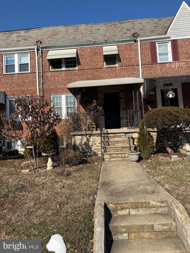 view of townhome / multi-family property