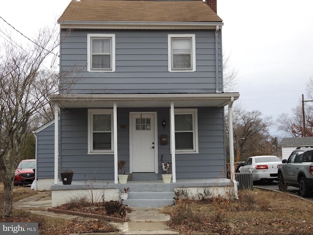 view of front of property featuring a porch