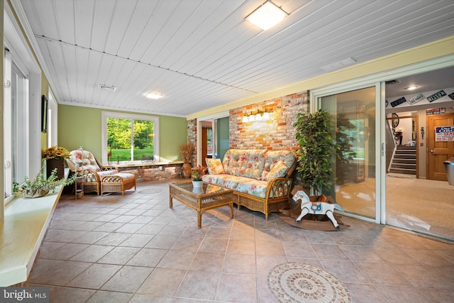 view of sunroom / solarium