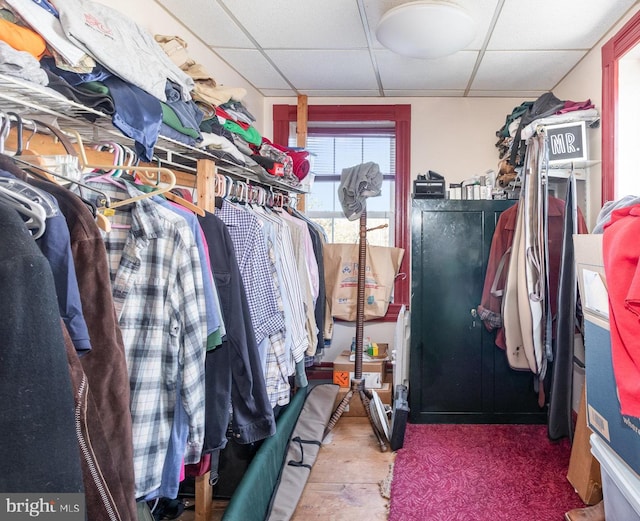 walk in closet featuring a drop ceiling