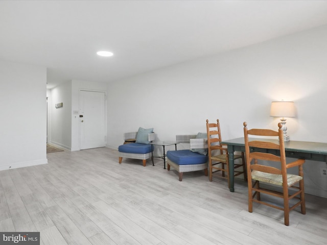 living area with light wood-type flooring