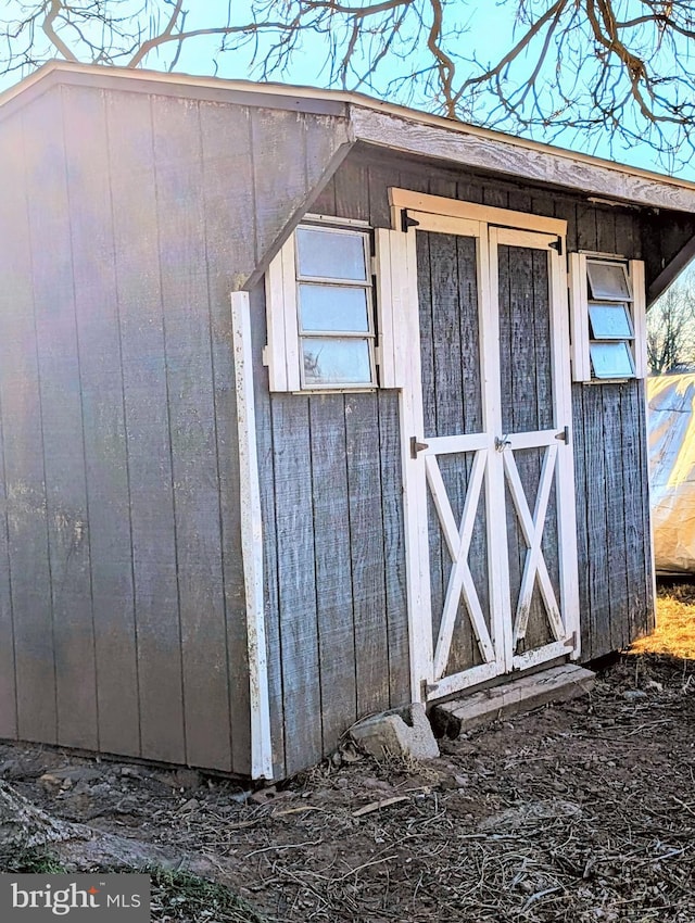 view of outbuilding