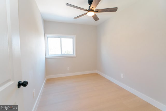 unfurnished room featuring ceiling fan and light hardwood / wood-style flooring