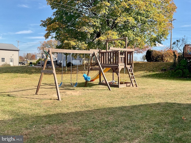 view of jungle gym featuring a yard