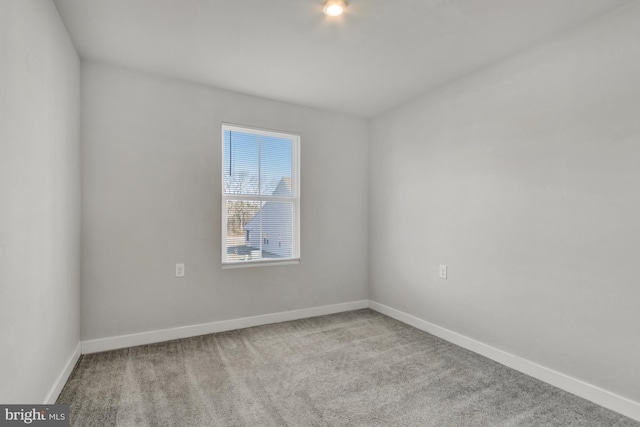 view of carpeted spare room