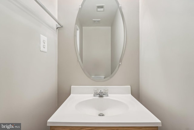 bathroom featuring sink