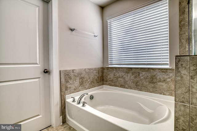 bathroom featuring a bathtub