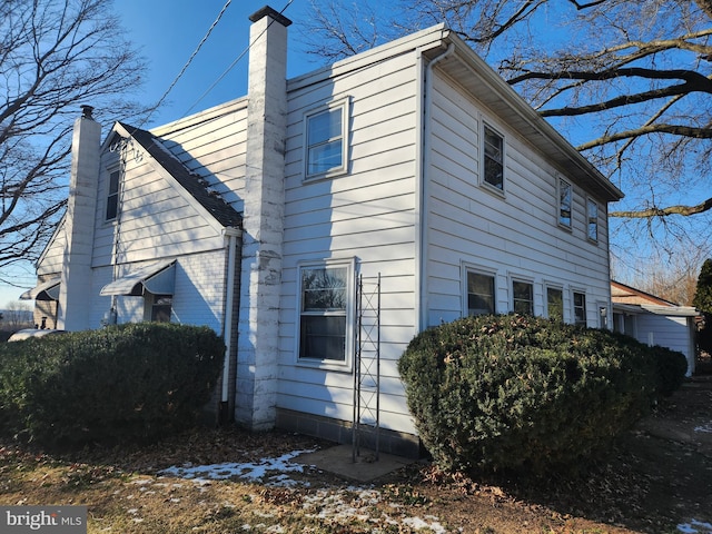 view of home's exterior