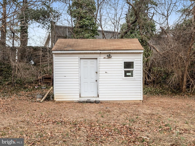 view of outbuilding