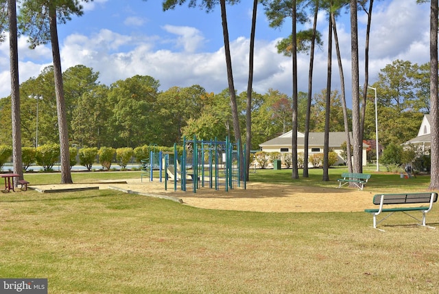 view of jungle gym featuring a yard