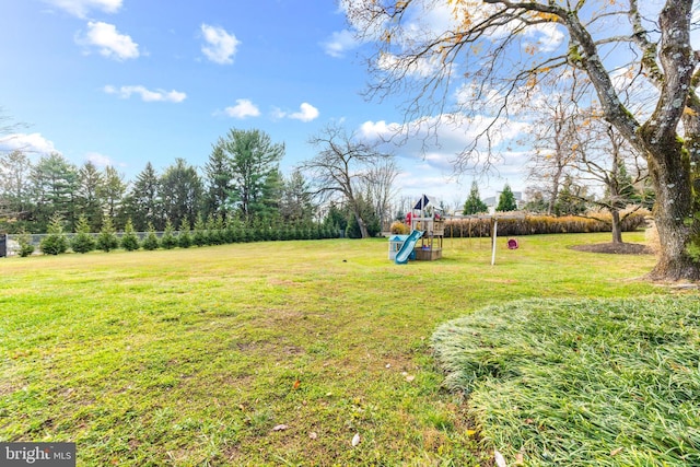 view of yard featuring a playground