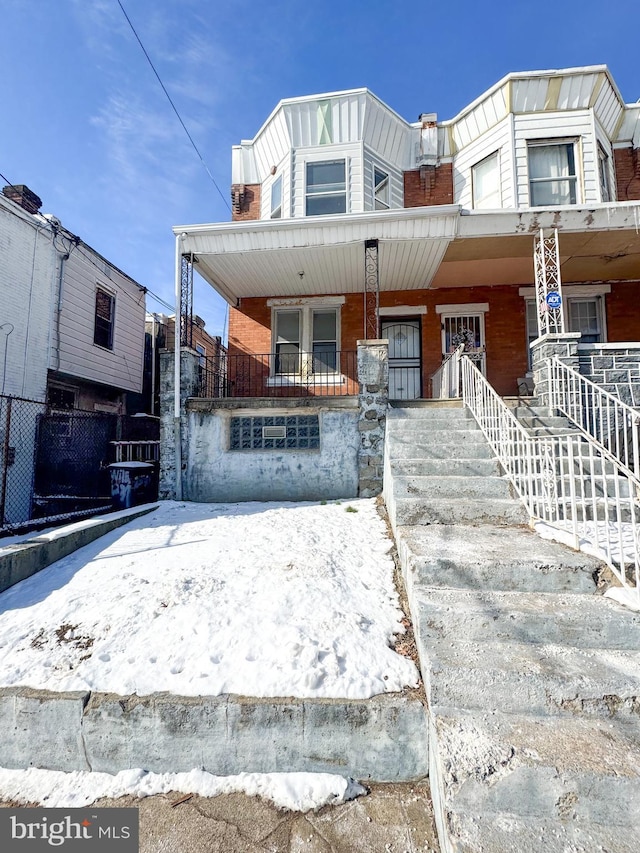 view of front of home with covered porch