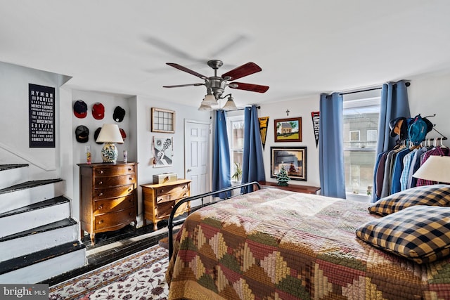 bedroom featuring ceiling fan