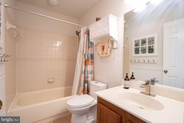 full bathroom featuring tile patterned flooring, vanity, shower / bathtub combination with curtain, and toilet