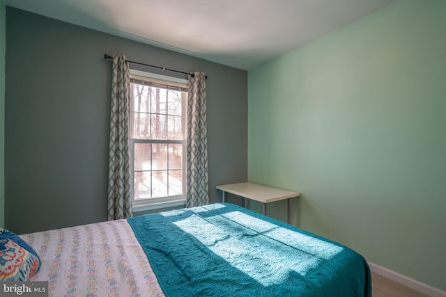 bedroom with carpet flooring