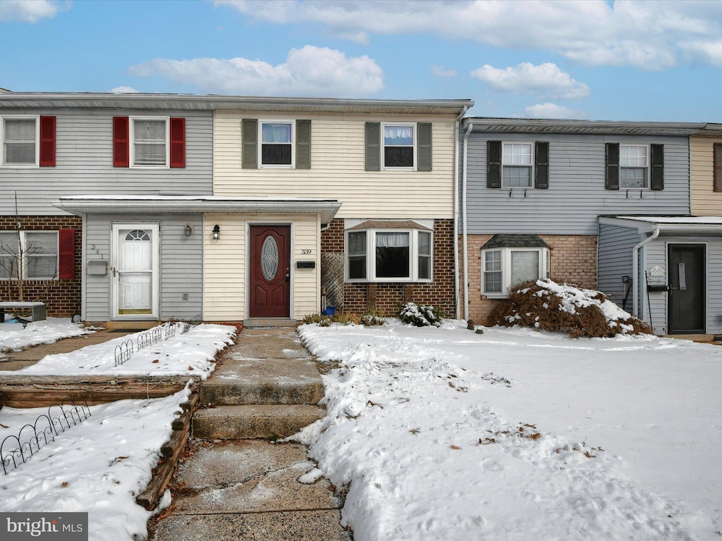 view of townhome / multi-family property