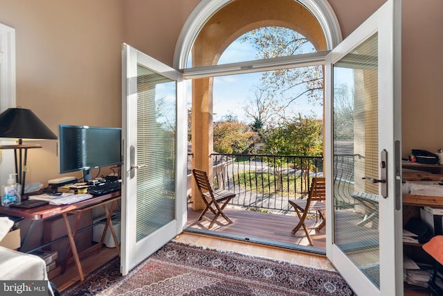 entryway featuring hardwood / wood-style floors