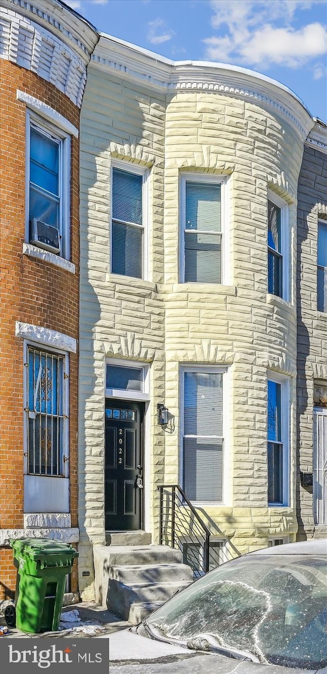 view of townhome / multi-family property