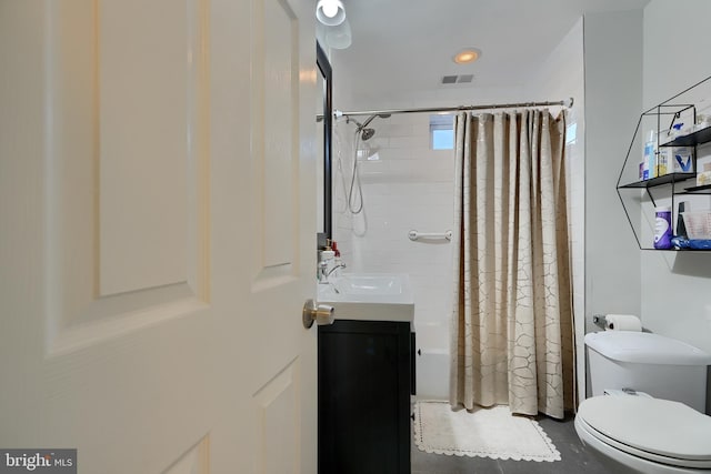 full bathroom featuring vanity, toilet, and shower / bath combo