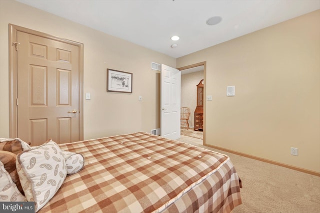 bedroom featuring carpet flooring