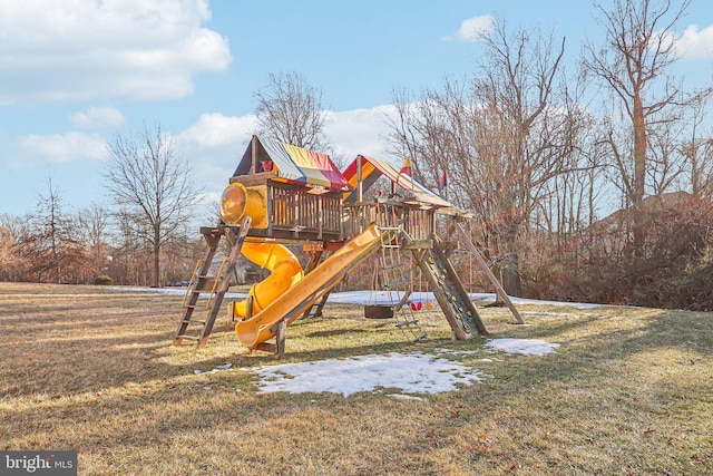 view of playground featuring a yard