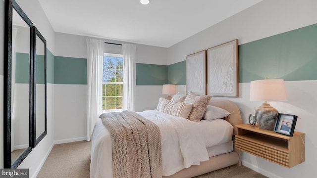 view of carpeted bedroom