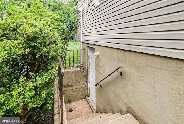 24200 Log House Rd, Gaithersburg, MD 20882 - view of staircase