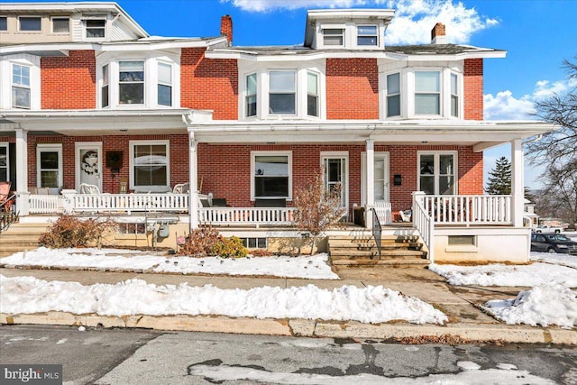 view of front of house featuring a porch