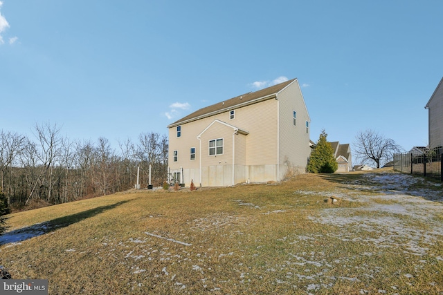 exterior space featuring a yard