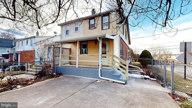 view of front of home featuring a porch